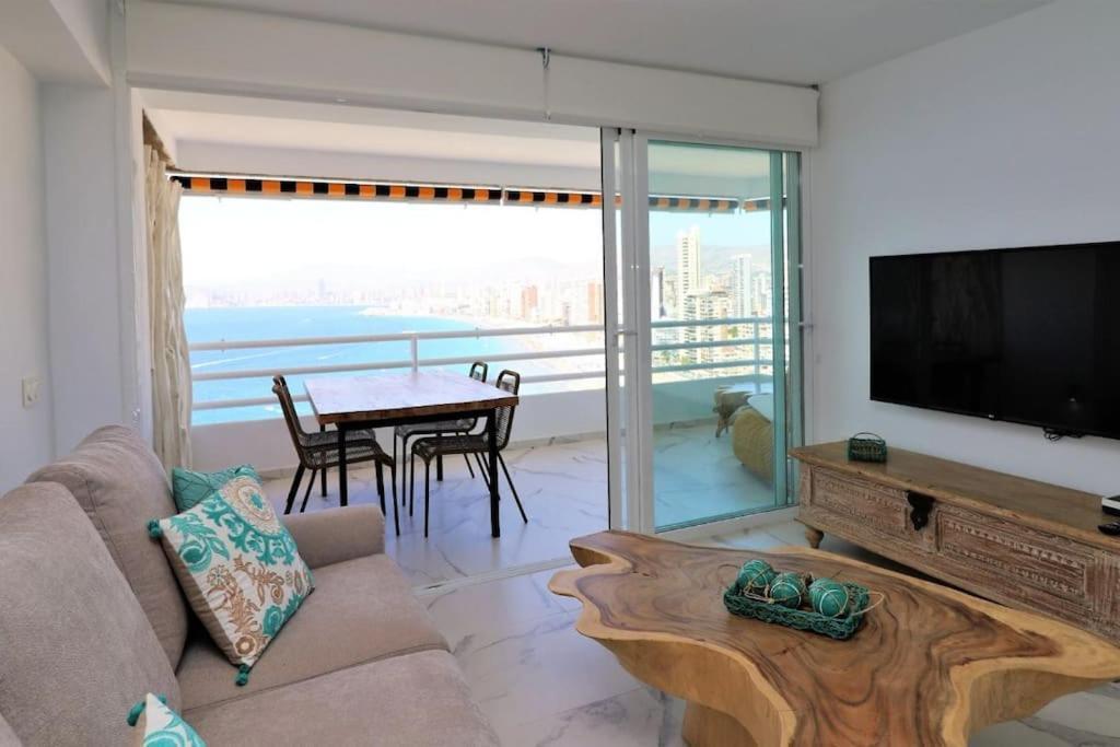 Luxurious 2-Bedroom Apt With Stunning Views, 1St Line On Levante Beach, בנידורם מראה חיצוני תמונה