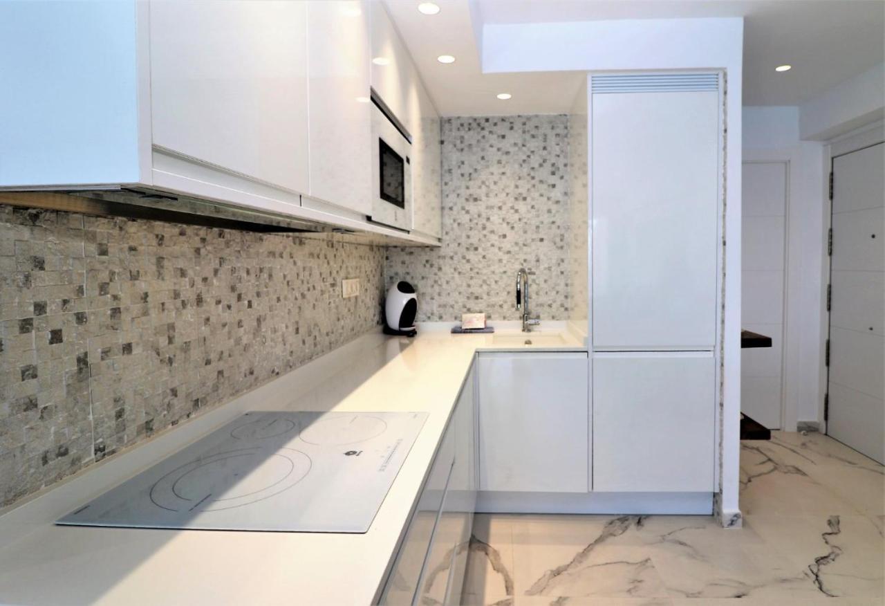 Luxurious 2-Bedroom Apt With Stunning Views, 1St Line On Levante Beach, בנידורם מראה חיצוני תמונה