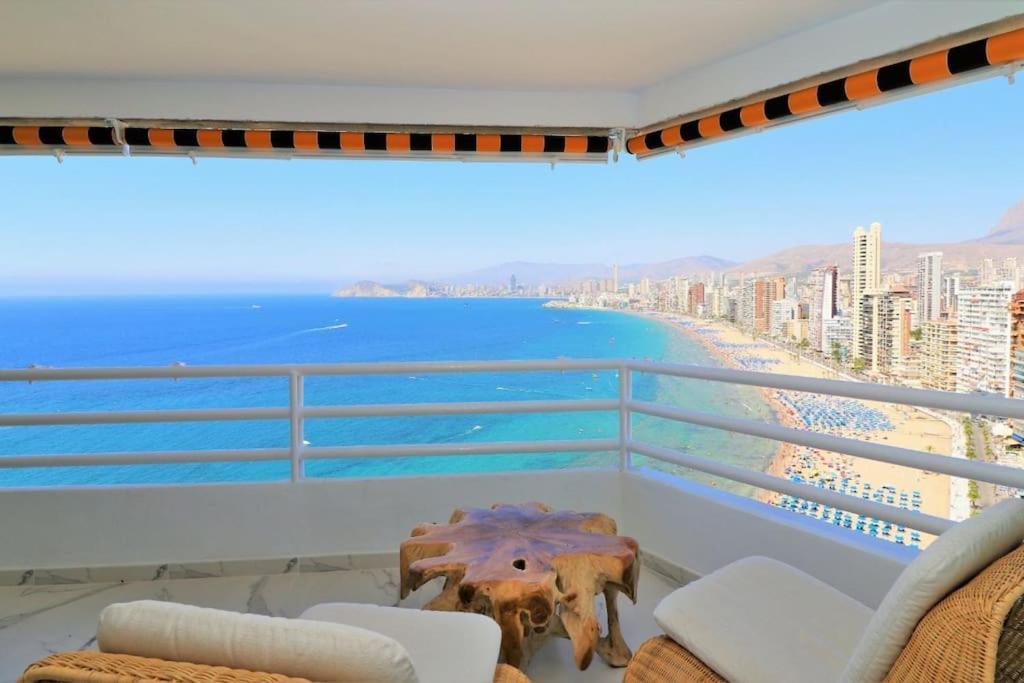 Luxurious 2-Bedroom Apt With Stunning Views, 1St Line On Levante Beach, בנידורם מראה חיצוני תמונה